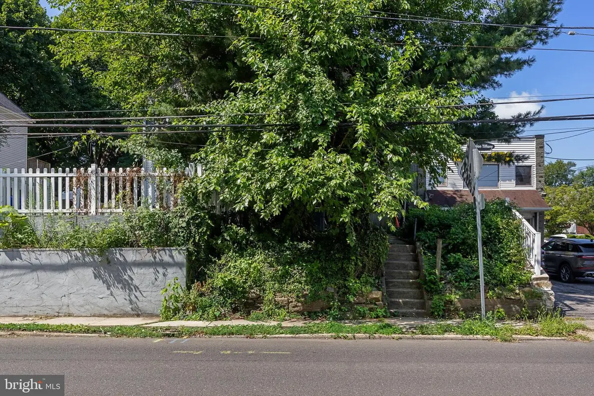 558 E Church Rd, Elkins Park, PA 19027 - #1