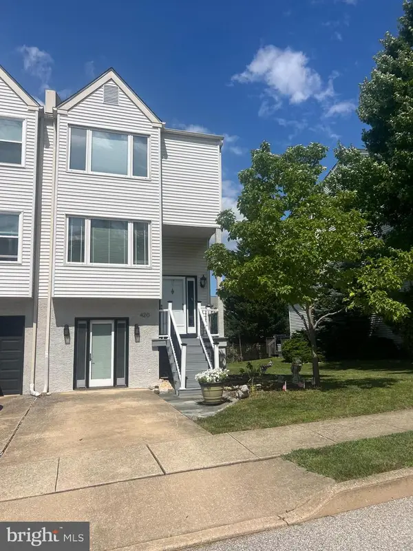 420 Pleasant Valley Dr, CONSHOHOCKEN, PA 19428