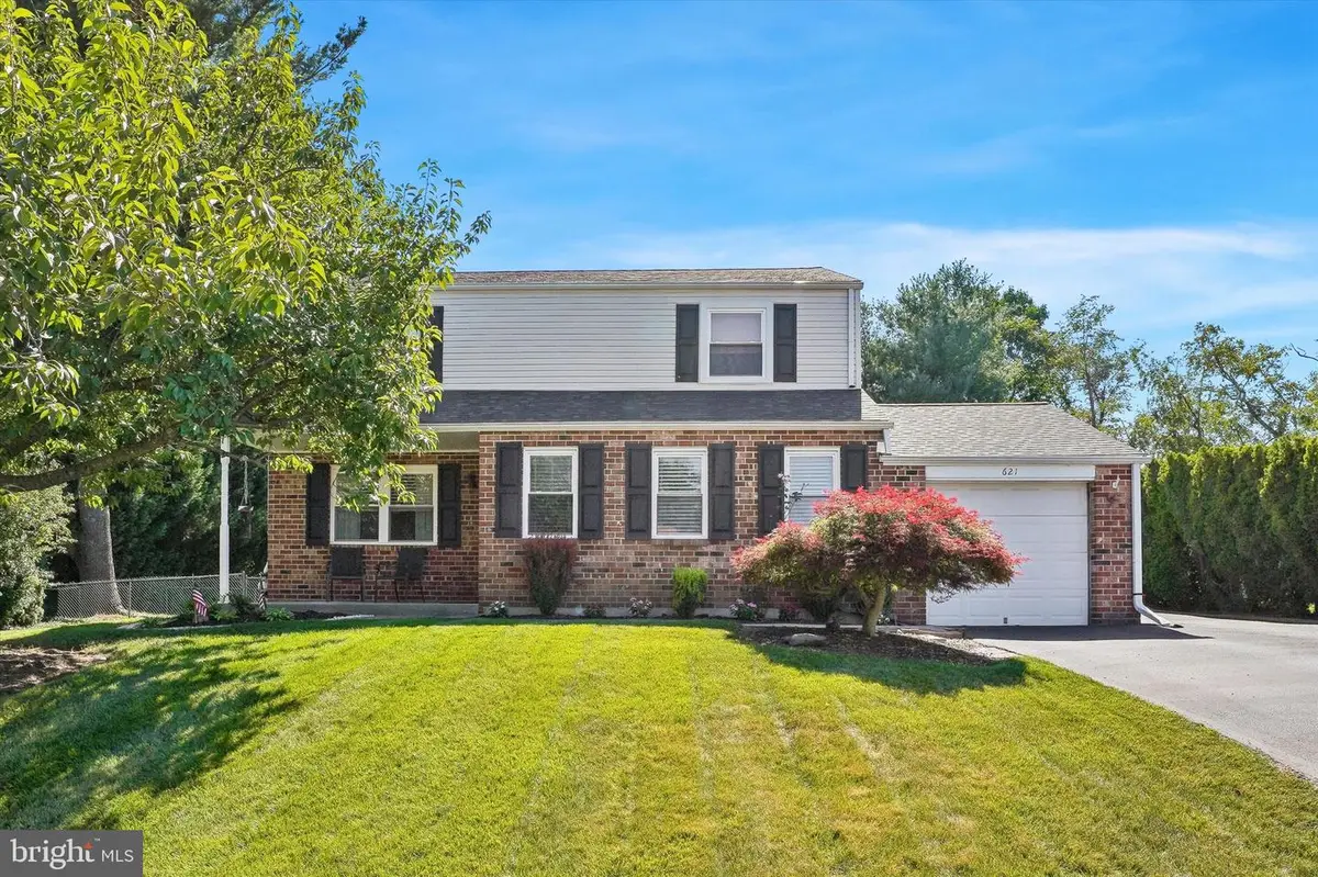 621 Crestwyck Dr, King Of Prussia, PA 19406 - #1