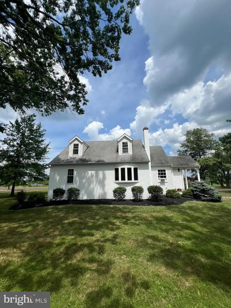 736 Old Skippack Rd, Harleysville, PA 19438 - #2