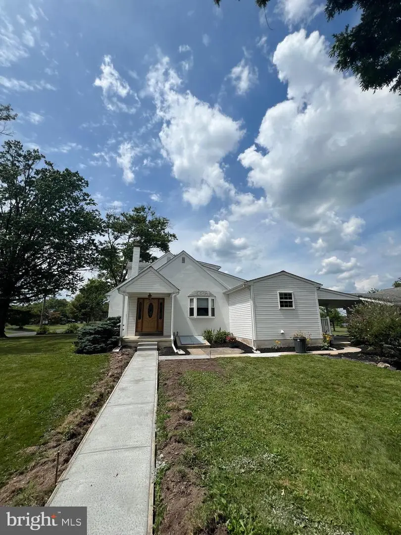 736 Old Skippack Rd, Harleysville, PA 19438 - #3
