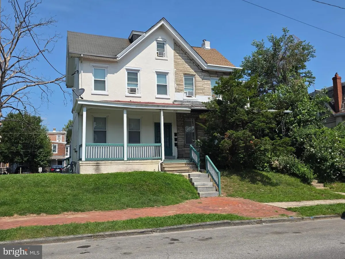 709 George St, Norristown, PA 19401 - #1