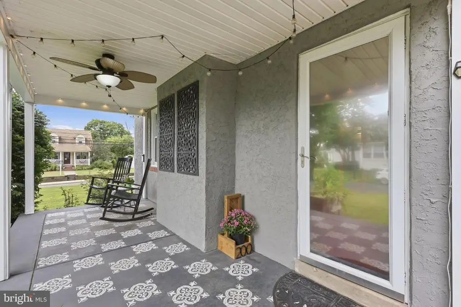 200 W Moreland Ave, Hatboro, PA 19040 - #2