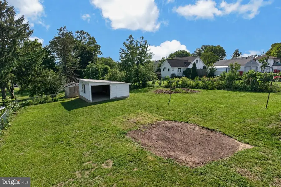 319 Berks St, Pottstown, PA 19464 - #3