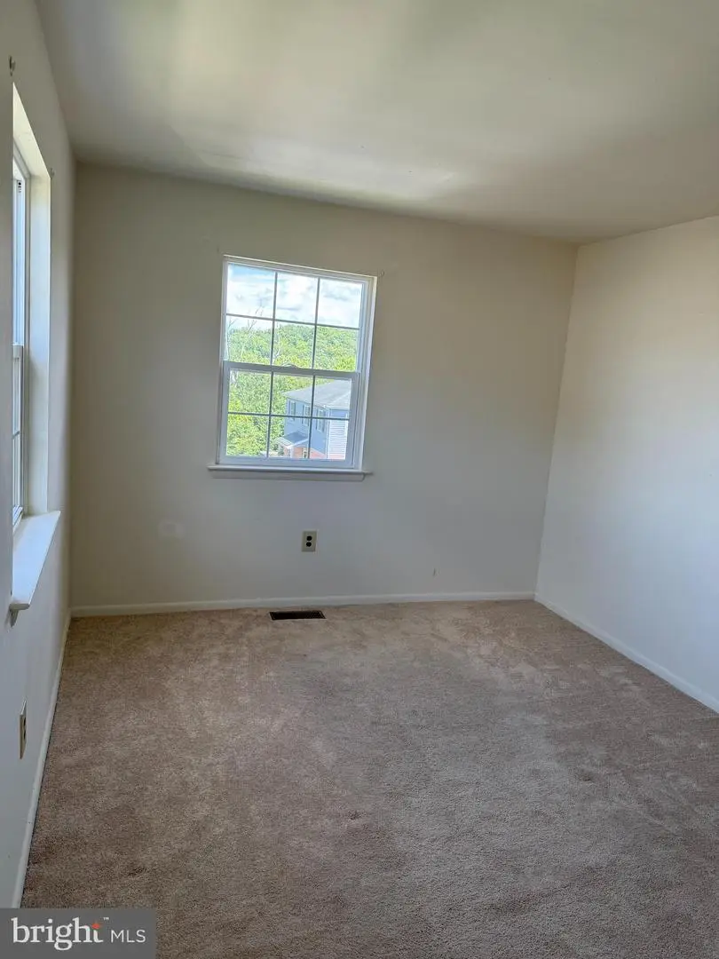 218 Lexington Rd, Schwenksville, PA 19473 - #2