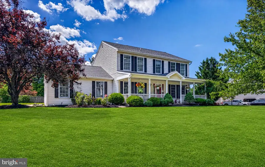 114 Laura Ln, Royersford, PA 19468 - #2