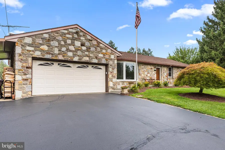 Address Withheld By Seller, Pennsburg, PA 18073 - #2