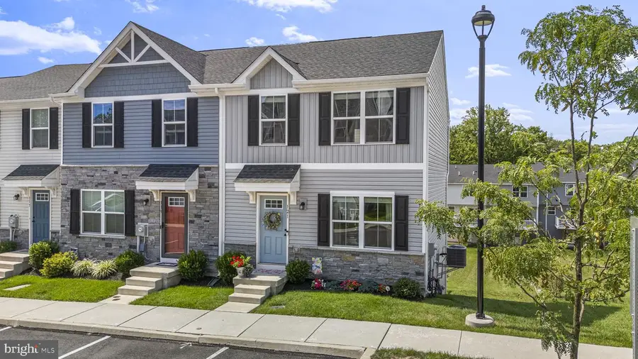 121 Nelson Ln, Pottstown, PA 19464 - #2