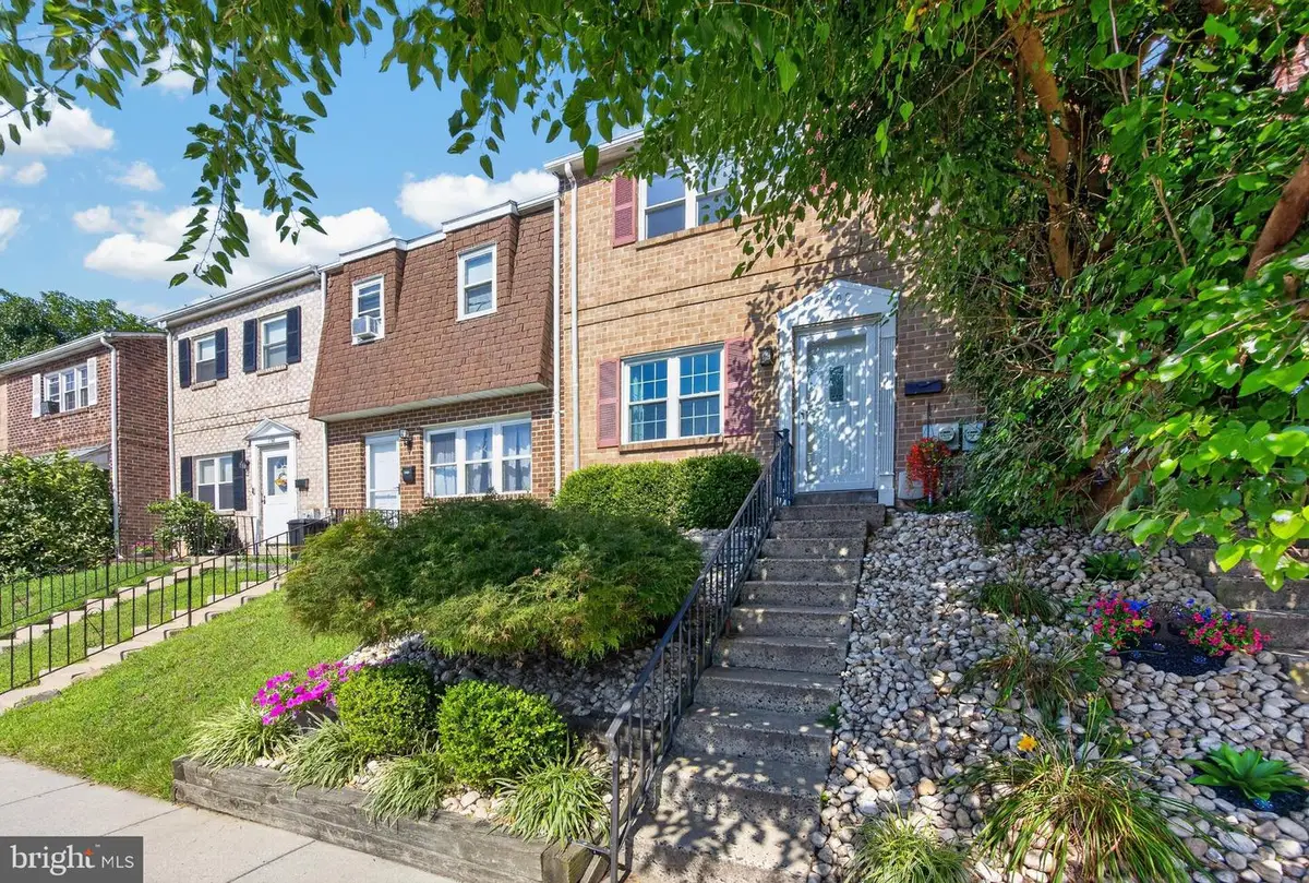 2002 Bayless Pl, Eagleville, PA 19403 - #1