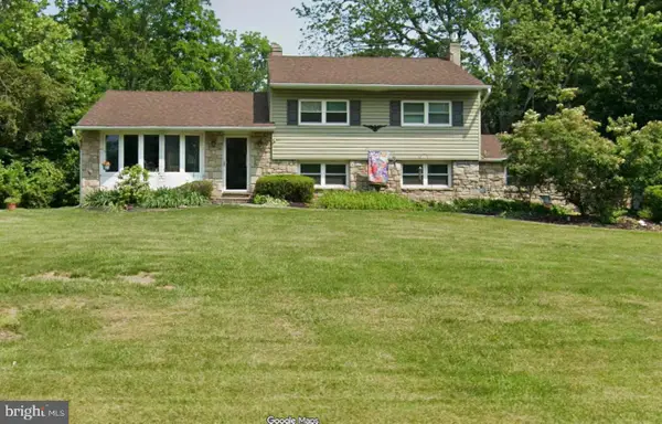 708 Oak Terrace Dr, AMBLER, PA 19002