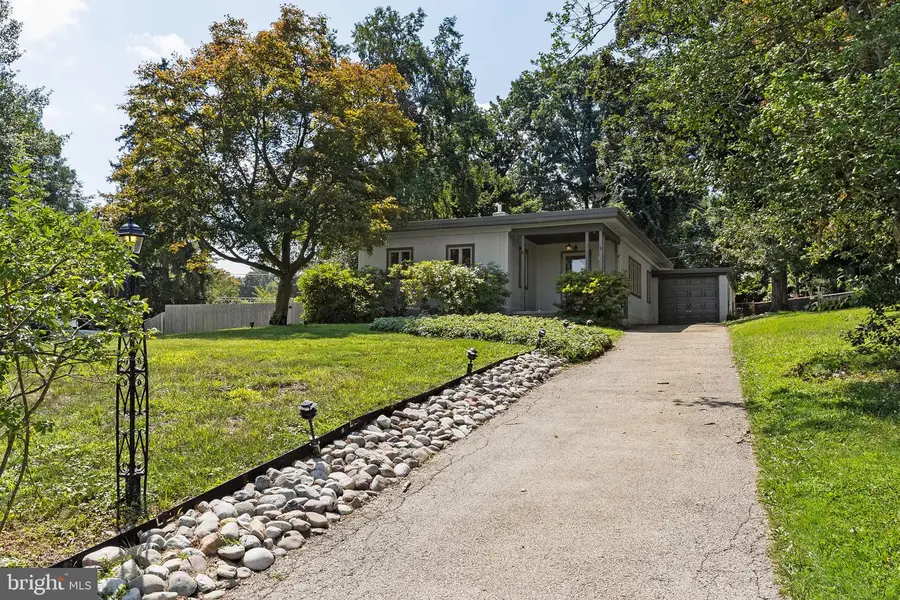 8310 Childs Rd, Glenside, PA 19038 - #3