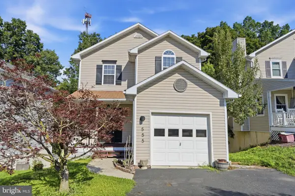 555 Upland St, POTTSTOWN, PA 19464