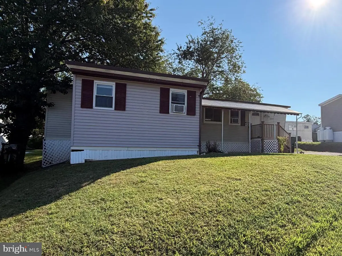123 Lafayette, Norristown, PA 19403 - #1