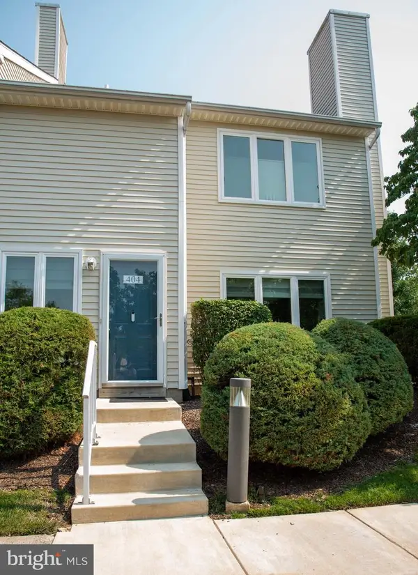 404 Colettes Ct #404, NORTH WALES, PA 19454