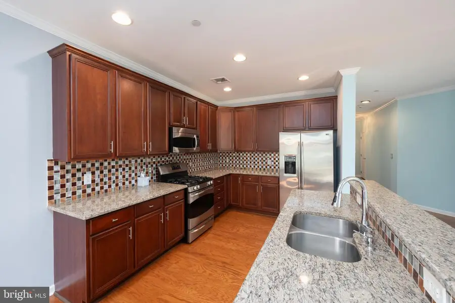 208 Carson Ter, Huntingdon Valley, PA 19006 - #2