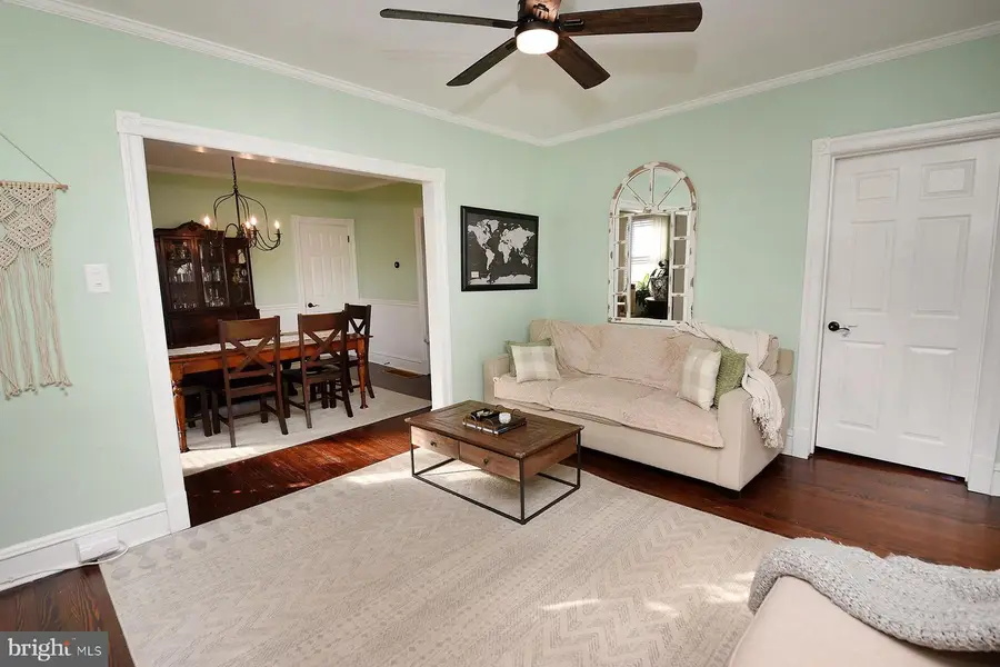 2422 Avondale Ave, Abington, PA 19001 - #2