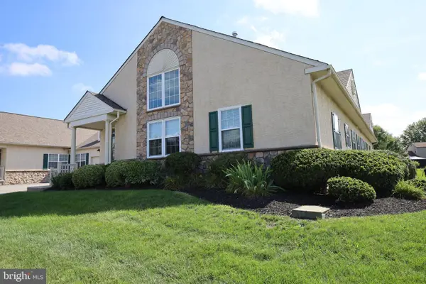 114 Arbour Ct, NORTH WALES, PA 19454