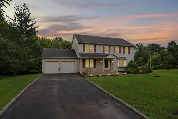 107 Diane Cir, WEST NORRITON, PA 19403