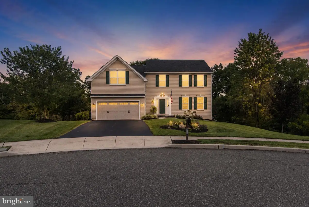 1102 Autumnview Ln, Pottstown, PA 19464 - #1