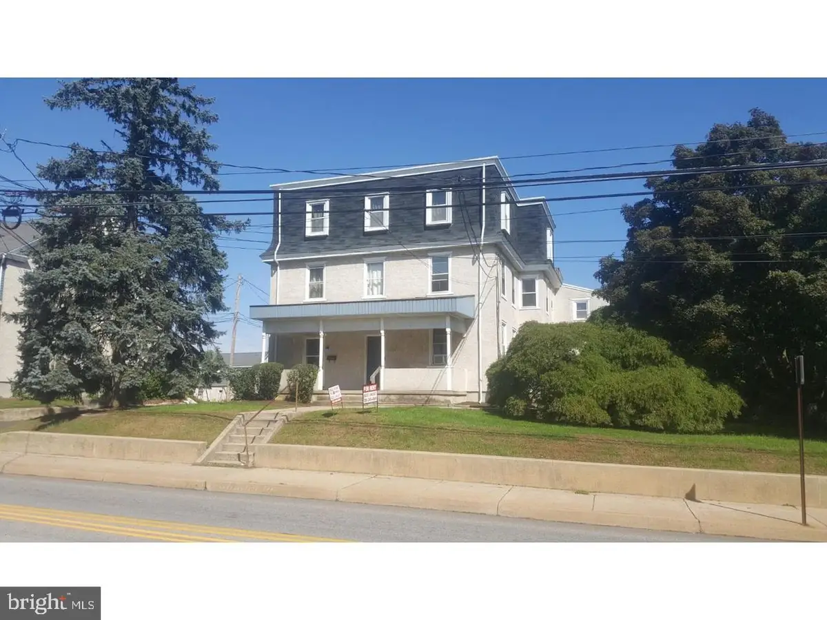529 S Main St, Hatfield, PA 19440 - #1