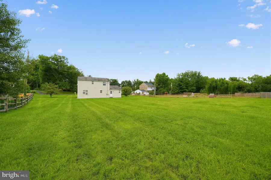 2037 Store Rd, Skippack, PA 19474 - #2