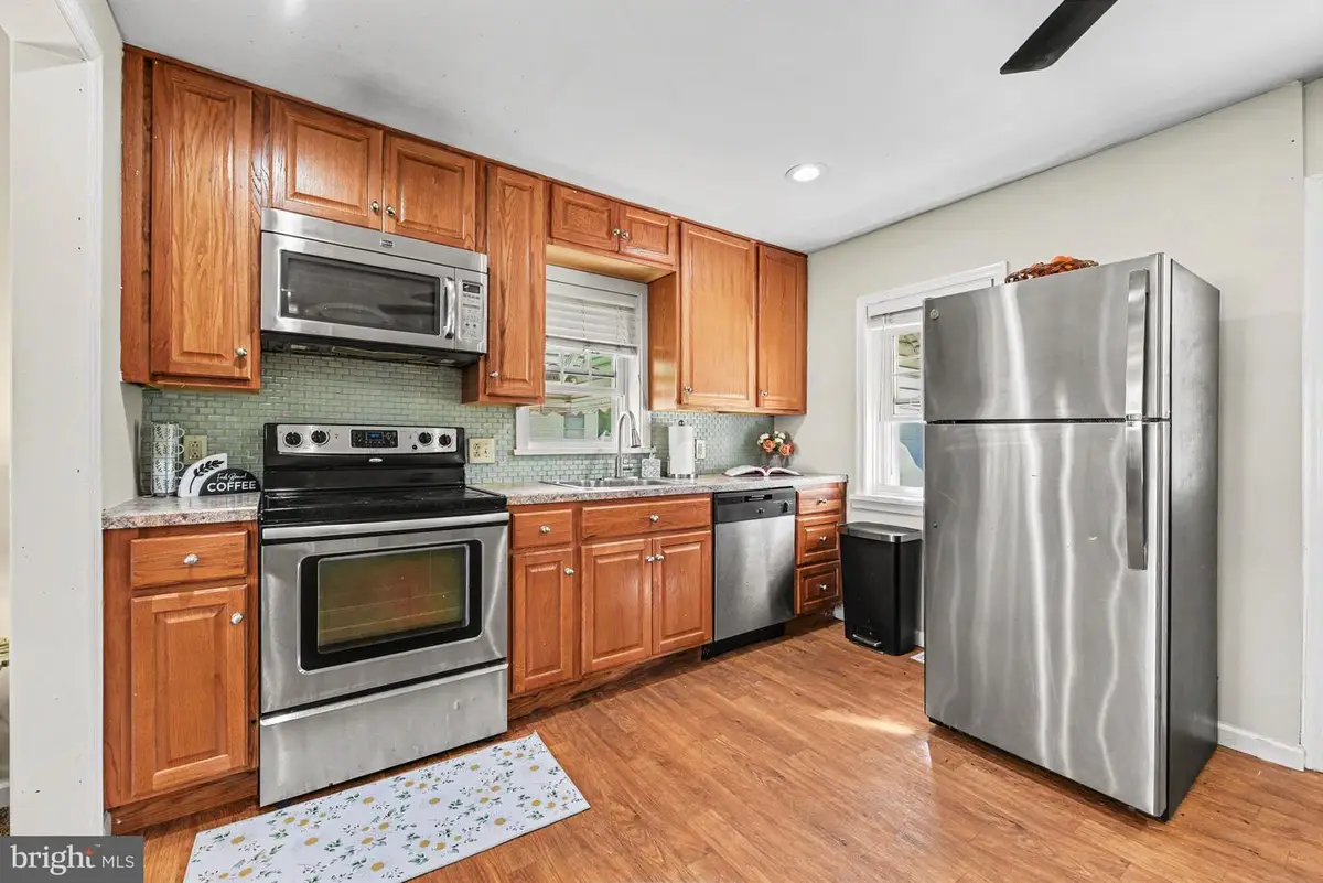 26 S Barry Ave, Norristown, PA 19403 - #1