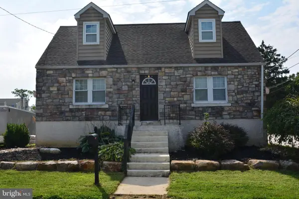 26 S Barry Ave, NORRISTOWN, PA 19403