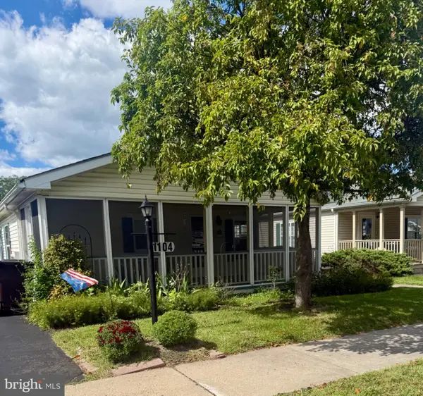 1104 Jfk Dr, NORTH WALES, PA 19454