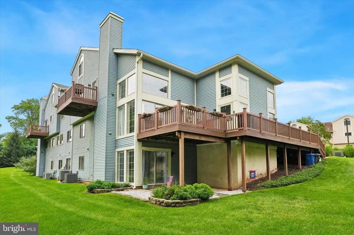 455 Brown Briar Cir, Horsham, PA 19044 - #1