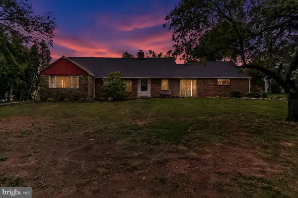 140 W 7th Ave, TRAPPE, PA 19426