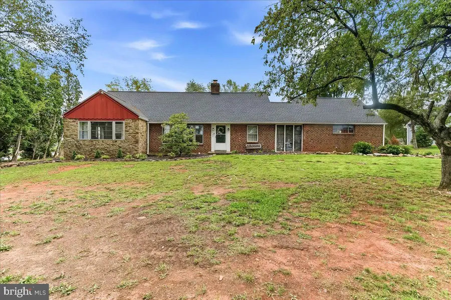 140 W 7th Ave, Trappe, PA 19426 - #3