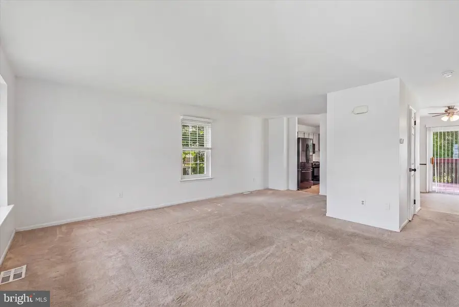 513 Carousel Cir, West Norriton, PA 19403 - #3