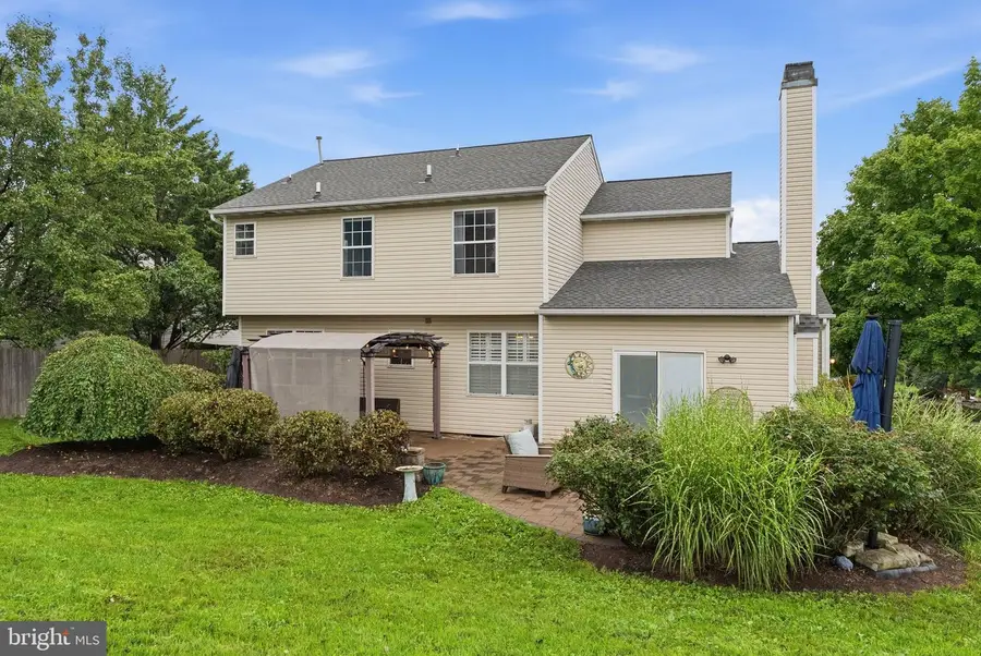 1966 Mallard Ct, Pottstown, PA 19464 - #2