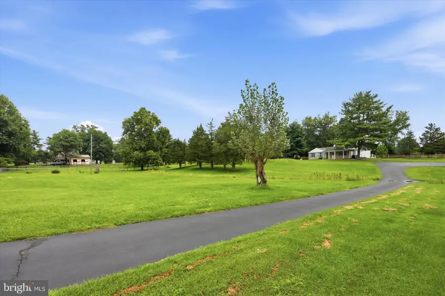 2850 Thompson Rd, Harleysville, PA 19438 - #2
