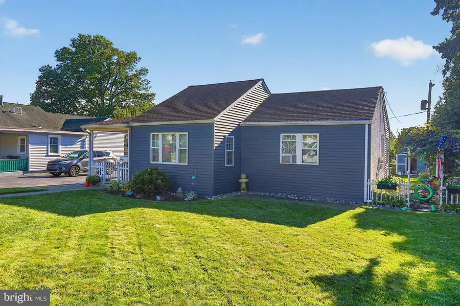 135 Hillview Rd, King Of Prussia, PA 19406 - #2
