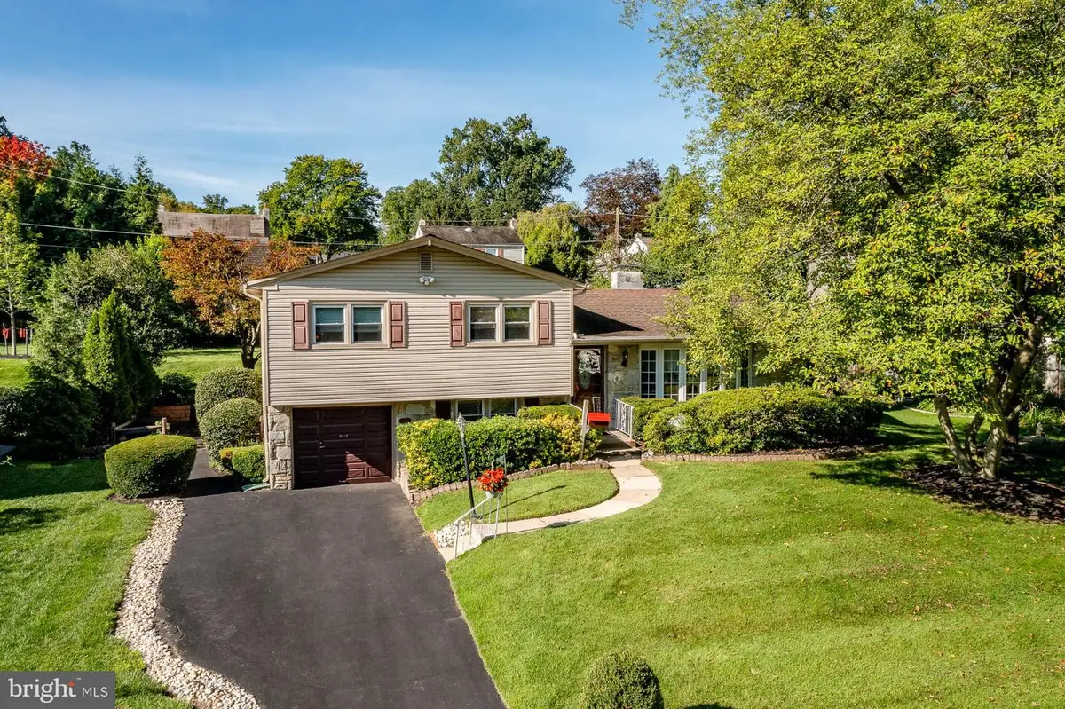 243 Cowbell Rd, Willow Grove, PA 19090 - #1