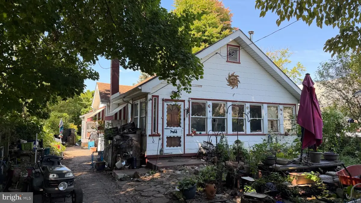 117 Manor Rd, Hatboro, PA 19040 - #1