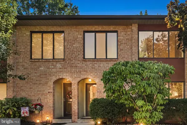 1008 Stonybrook Dr #1008, WEST NORRITON, PA 19403