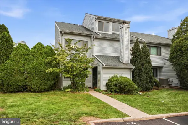 208 Concord Dr #condo 110, HARLEYSVILLE, PA 19438
