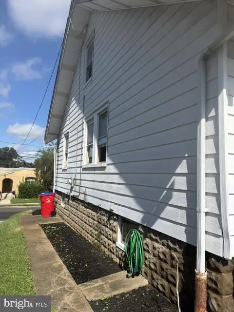 1002 E Fox Chase Rd, Jenkintown, PA 19046 - #3