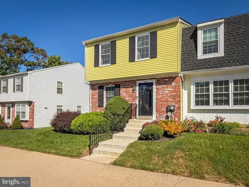 800 Seminole Gardens, Ambler, PA 19002 - #1