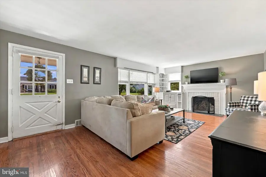 611 Arlingham Rd, Flourtown, PA 19031 - #2
