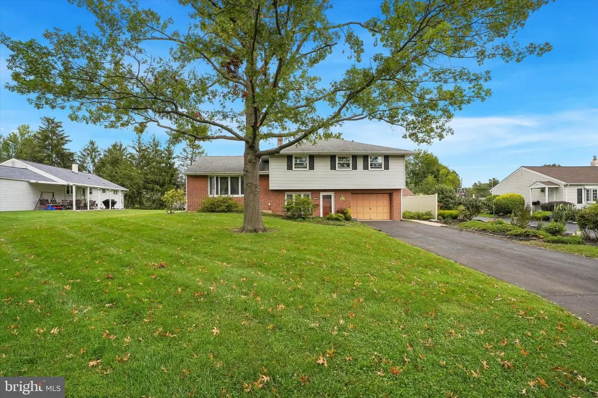 536 Sherwood Ln, Hatboro, PA 19040 - #1
