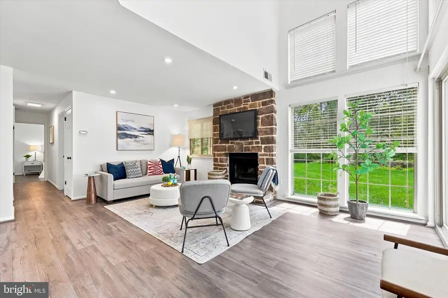 27 Brookside Ct, Horsham, PA 19044 - #2