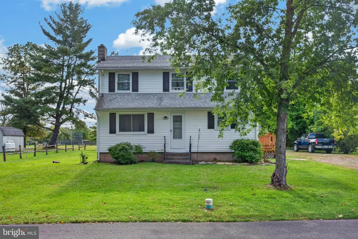1530 Hilltop Rd, Pottstown, PA 19464 - #1