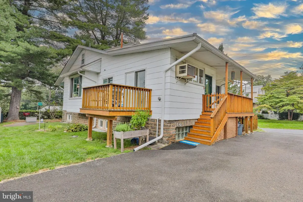 410 Continental Rd, Hatboro, PA 19040 - #1