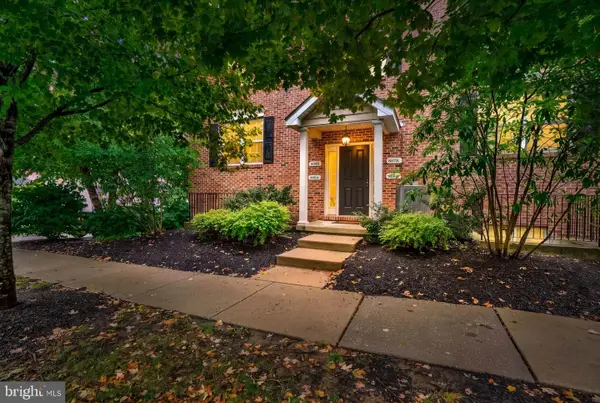 807 Spring Mill Ave #b, CONSHOHOCKEN, PA 19428
