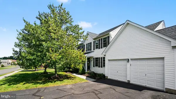 1008 E Fourth St, RED HILL, PA 18076
