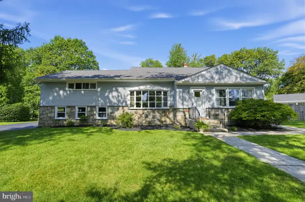208 Oakland Pl, NORTH WALES, PA 19454