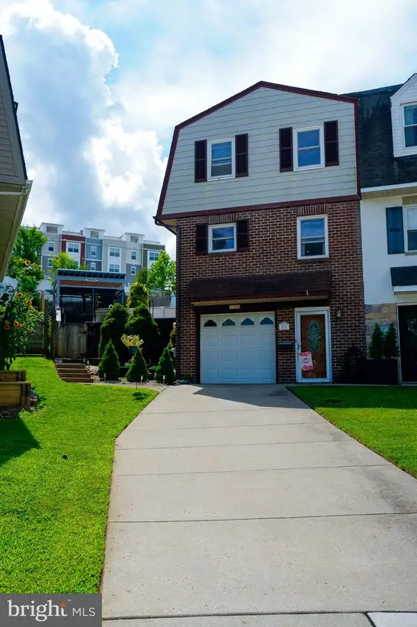 123 Sutcliffe Ln #, CONSHOHOCKEN, PA 19428